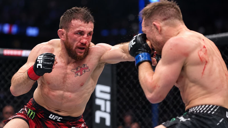 Мераб Двалишвили и Пётр Ян проведут третий бой за титул UFC 24 октября в Абу-Даби